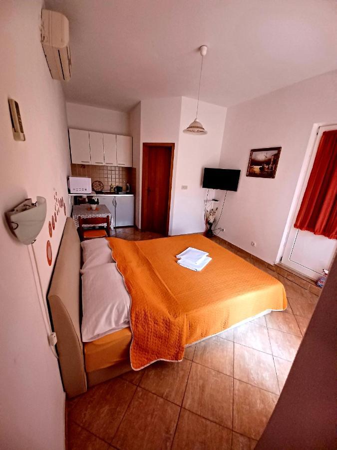 Apartment Prskalo - Vodice Buitenkant foto