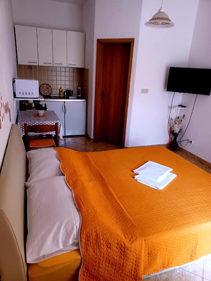 Apartment Prskalo - Vodice Buitenkant foto