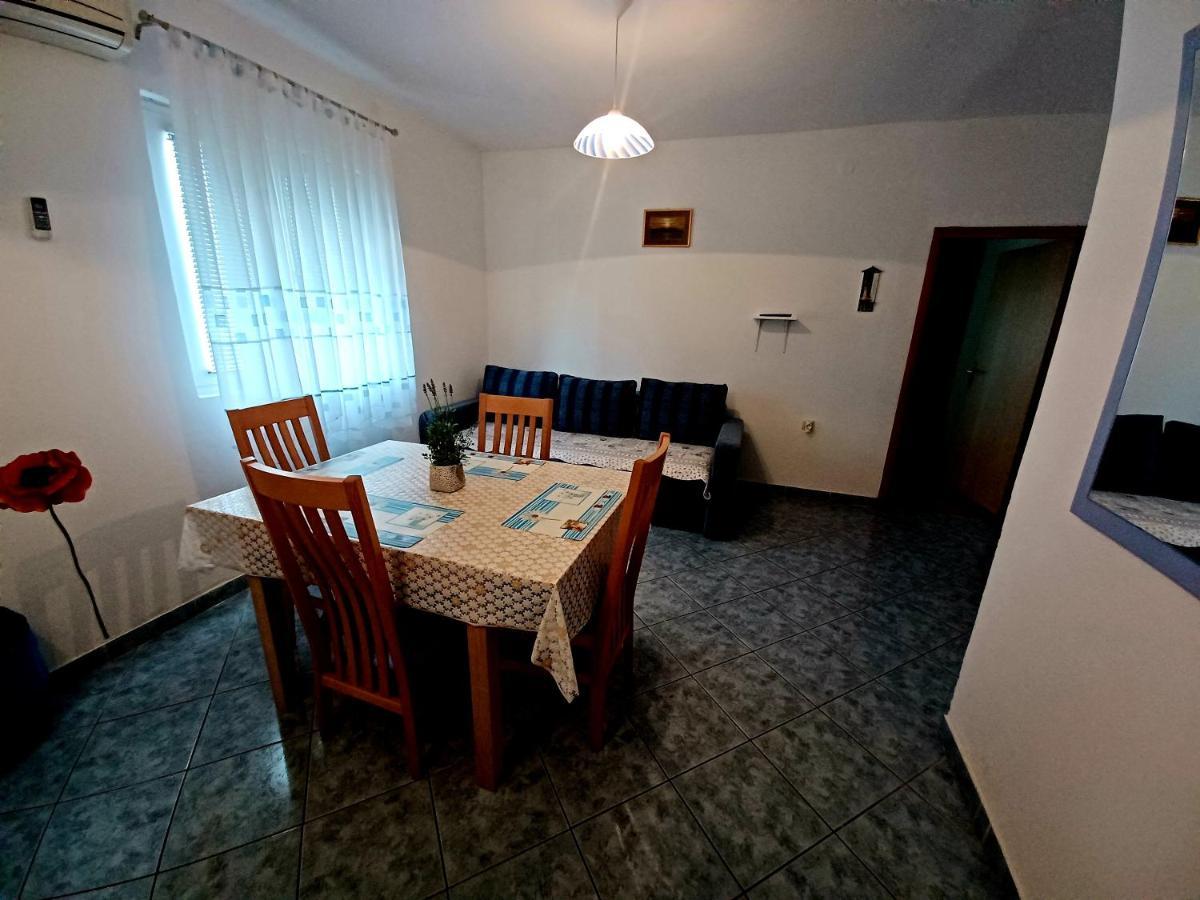Apartment Prskalo - Vodice Buitenkant foto